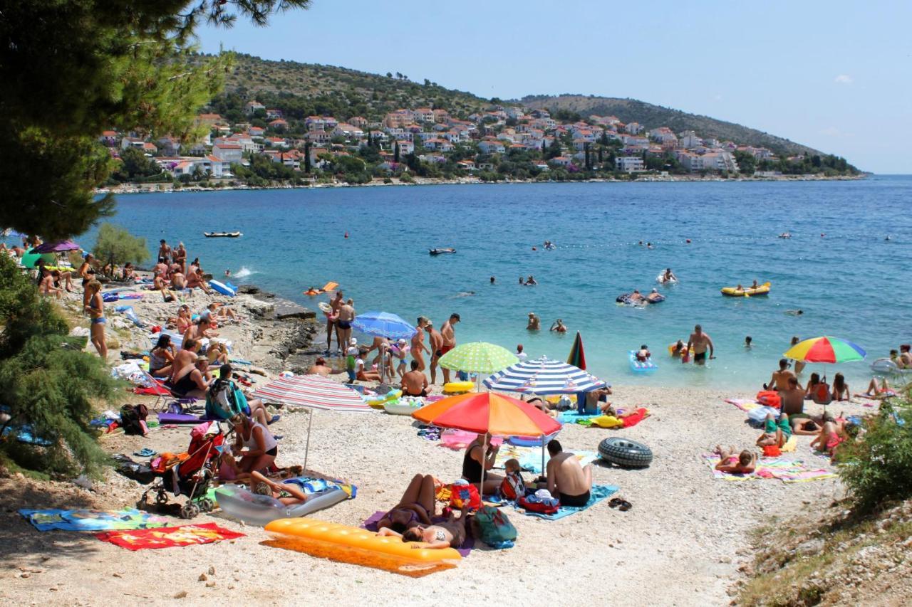 Apartments By The Sea Mavarstica, Ciovo - 12696 Trogir Dış mekan fotoğraf